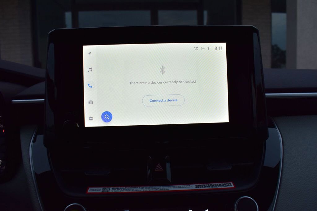 Used 2025 Toyota Corolla LE image 32