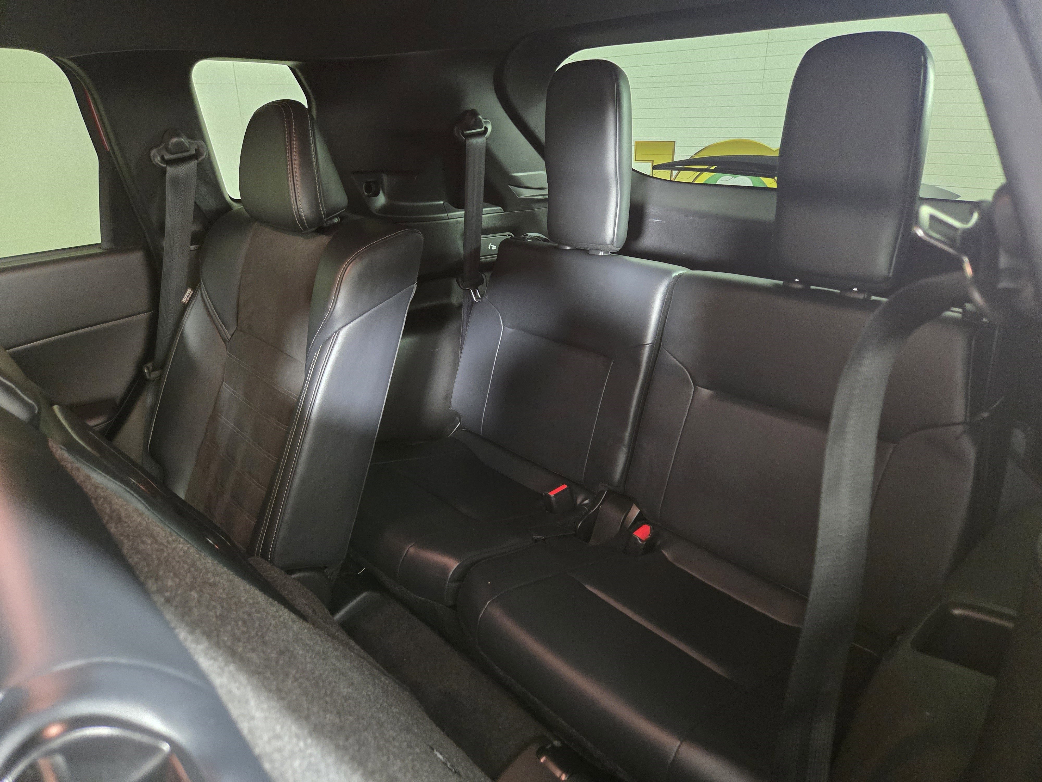 Used 2024 Mitsubishi Outlander SE Black Edition image 13