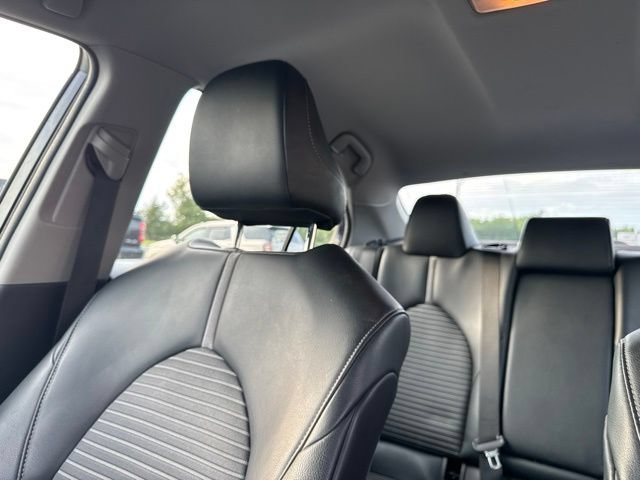 Used 2021 Toyota Camry SE FWD image 30