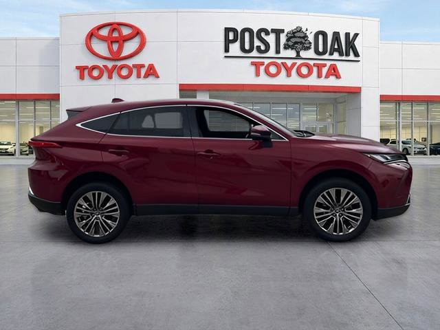 Used 2024 Toyota Venza Limited AWD/4WD image 6