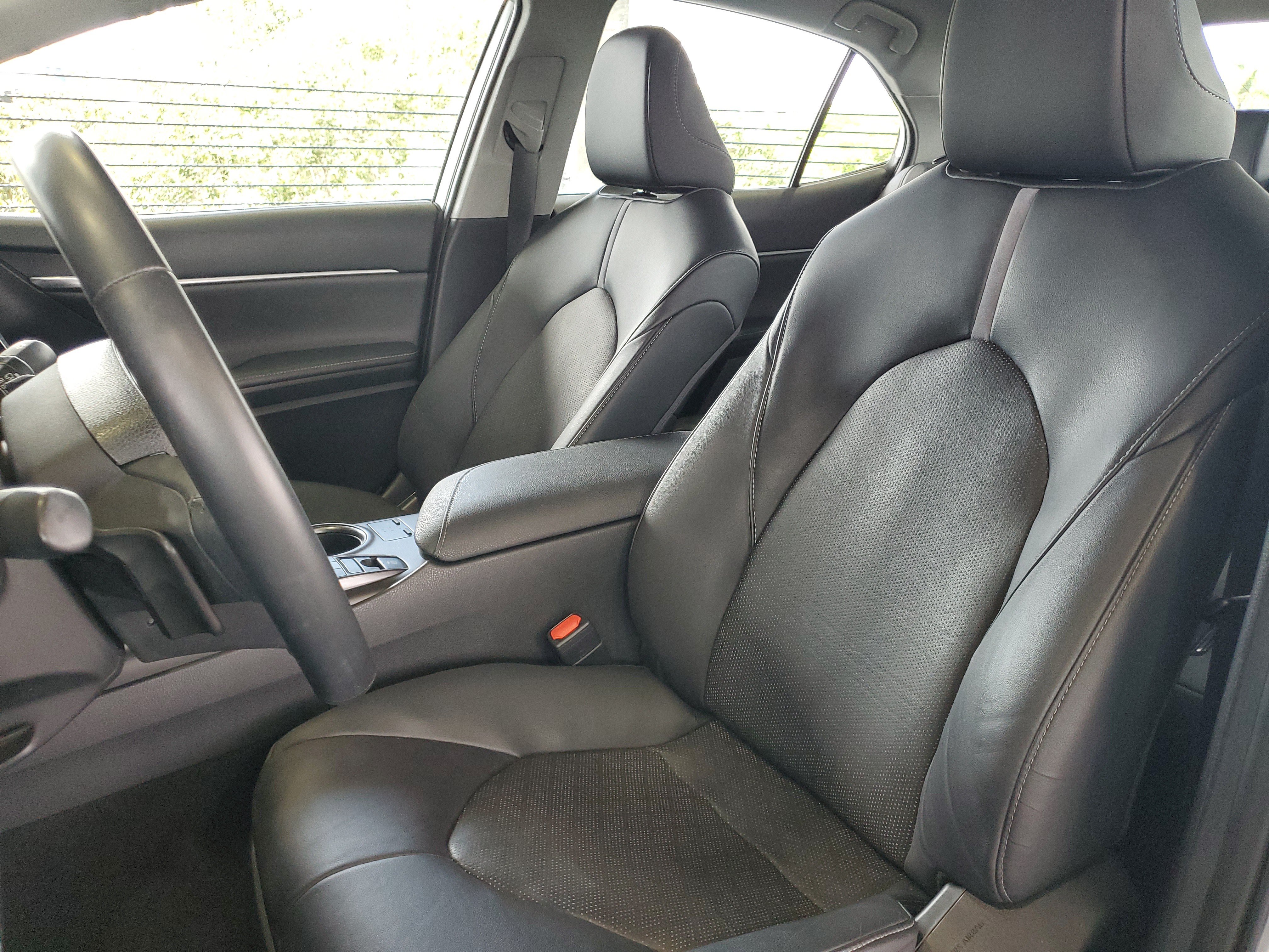 Used 2023 Toyota Camry XSE FWD image 19