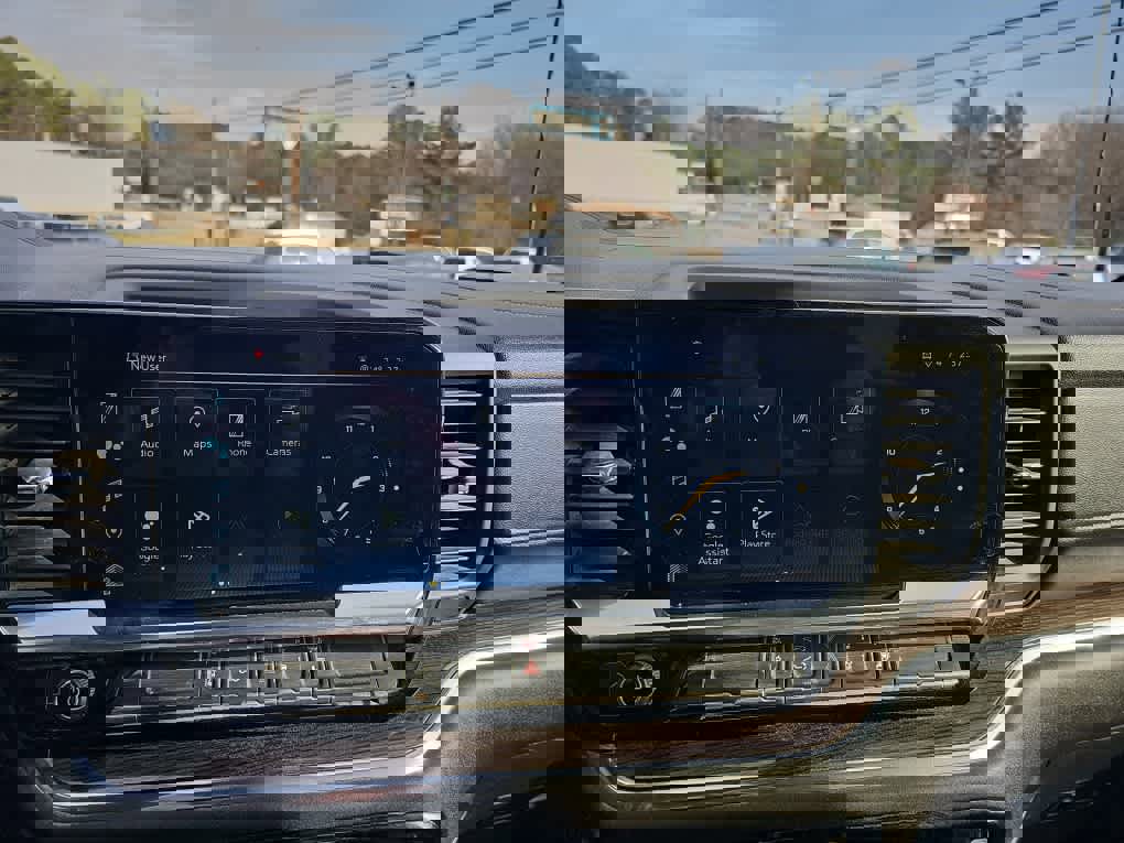 Used 2024 Chevrolet Silverado 2500 LT image 19