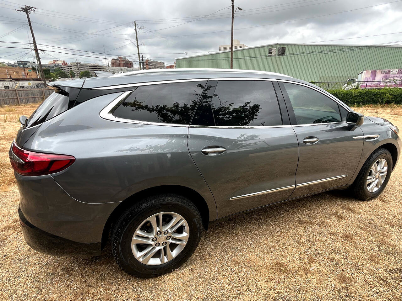 Used 2020 Buick Enclave Essence image 9