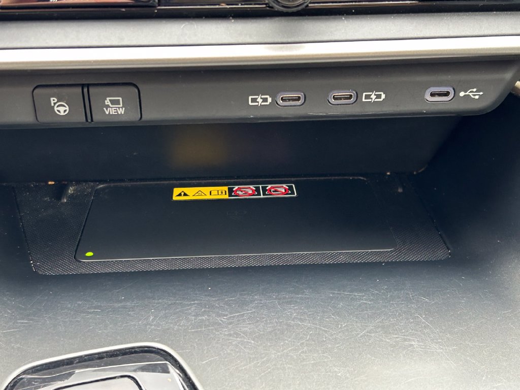 Used 2024 Lexus RZ 300e Premium FWD image 32