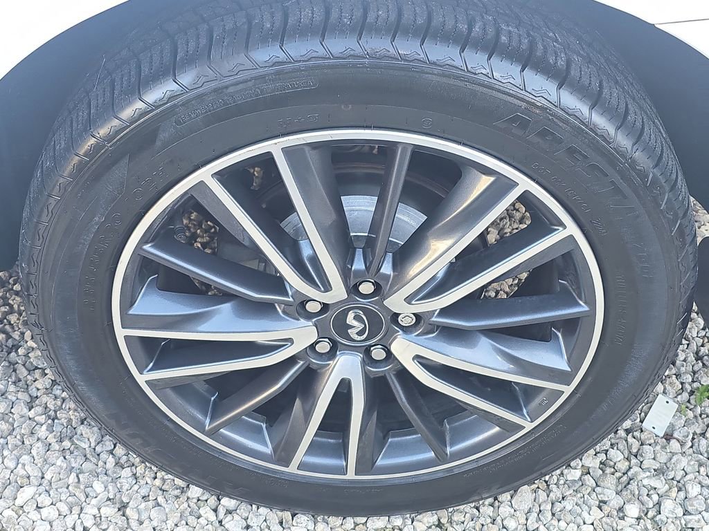 Used 2020 INFINITI QX60 Signature Edition image 11