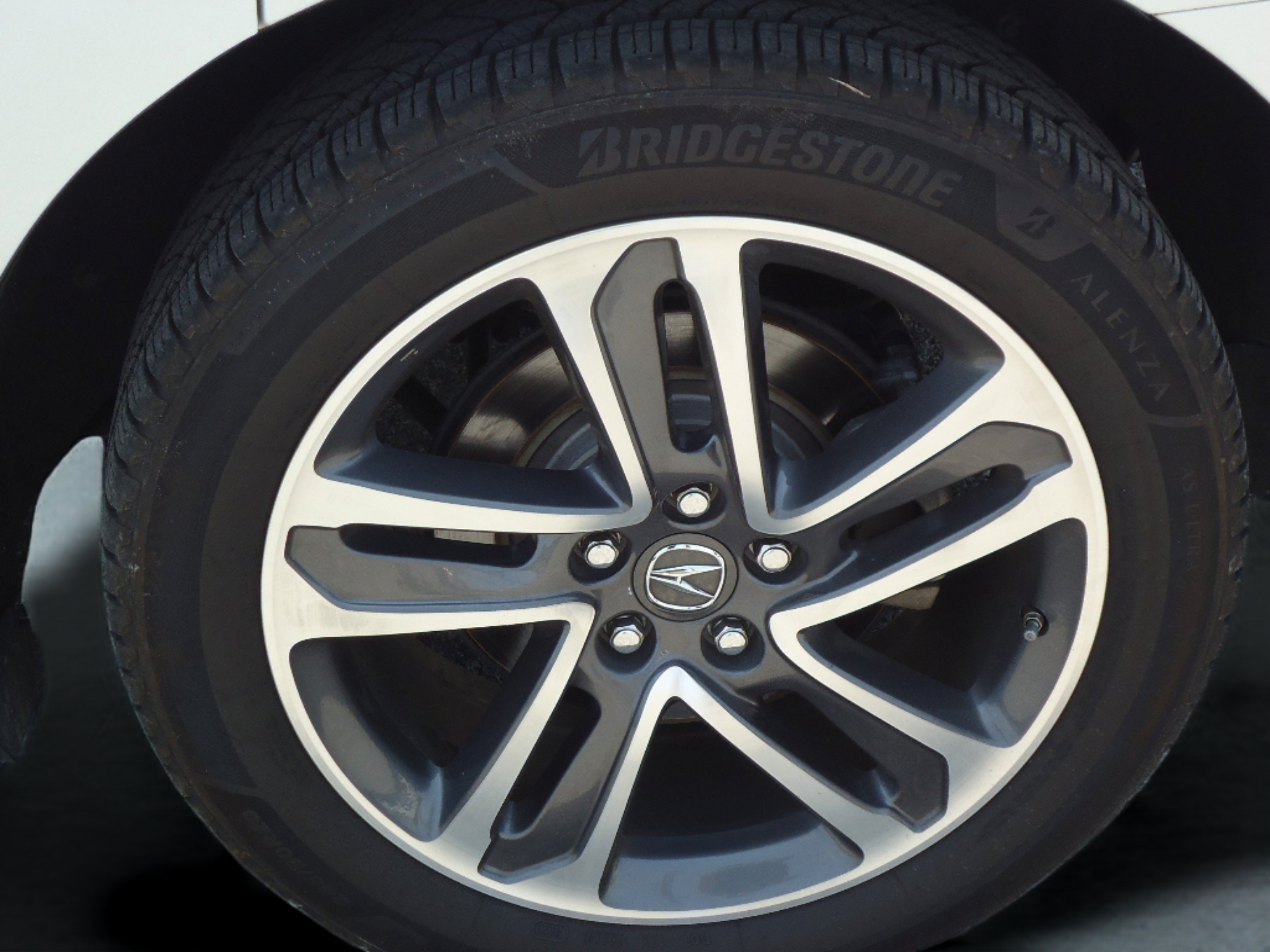 Used 2017 Acura MDX SH-AWD w/ Advance Package image 9