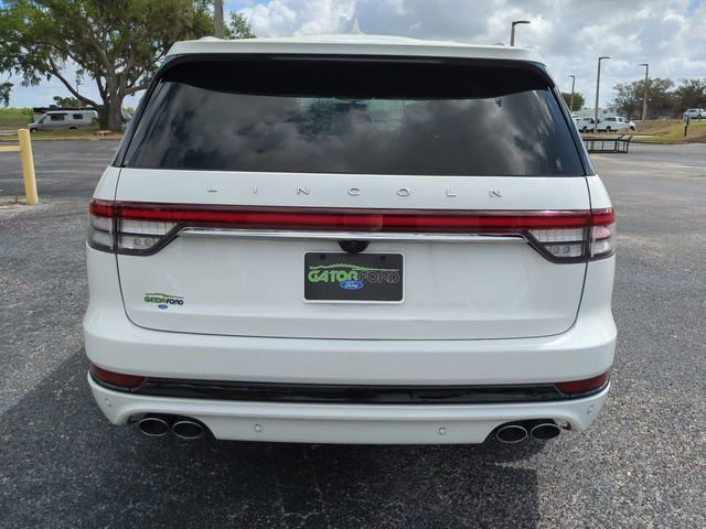 Used 2023 Lincoln Aviator Grand Touring AWD/4WD image 6