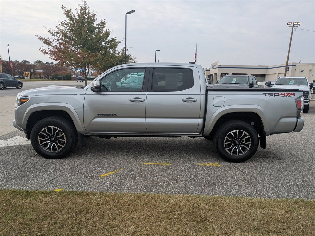 Used 2023 Toyota Tacoma TRD Sport image 7