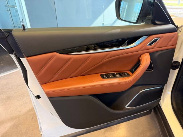 Used 2022 Maserati Levante Modena image 14