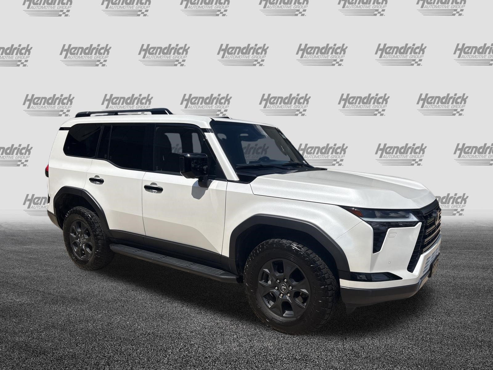 Used 2024 Lexus GX 550 AWD/4WD image 2