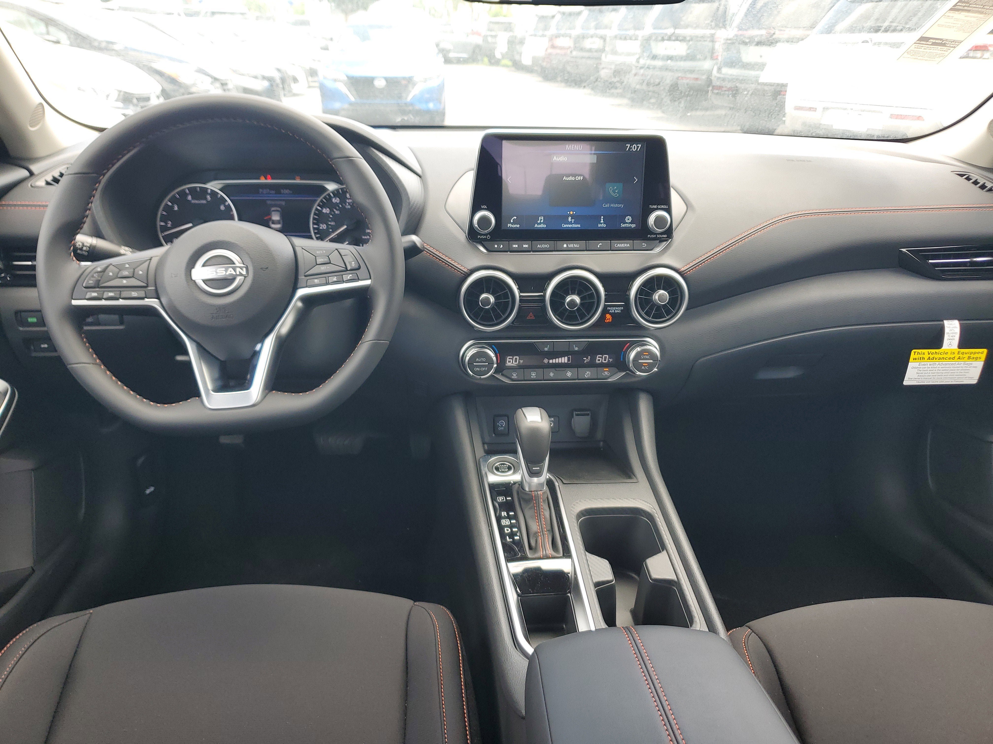 New 2025 Nissan Sentra SR w/ Midnight Edition FWD image 12