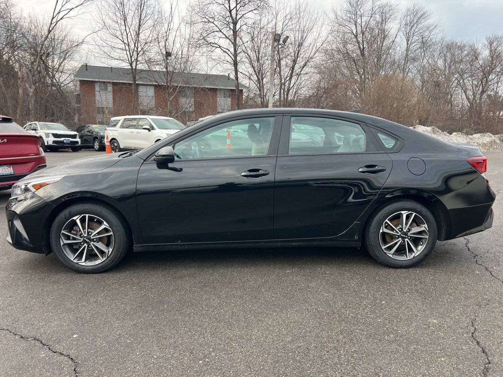 Certified 2023 Kia Forte LXS image 2