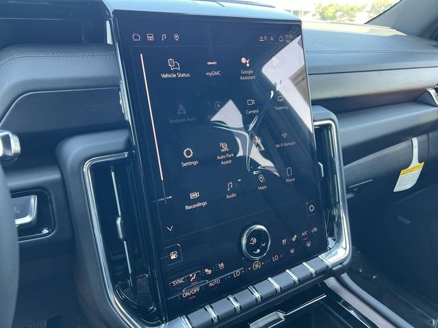 New 2026 GMC Yukon XL Denali w/ Denali Reserve Package image 18