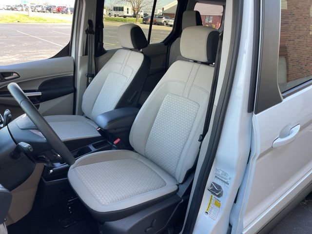Used 2023 Ford Transit Connect XLT image 23