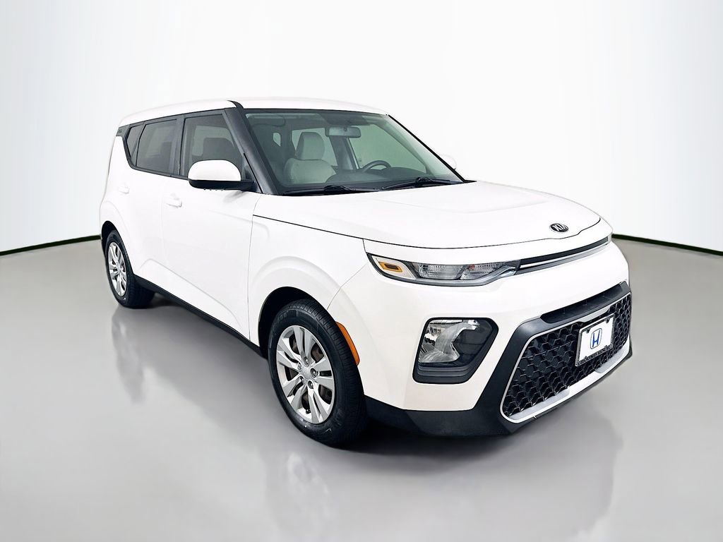 Used 2020 Kia Soul LX image 3