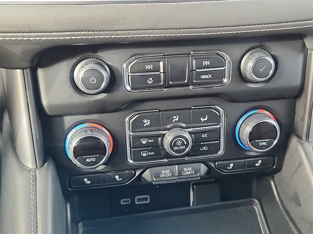 Used 2024 Chevrolet Tahoe LT image 15