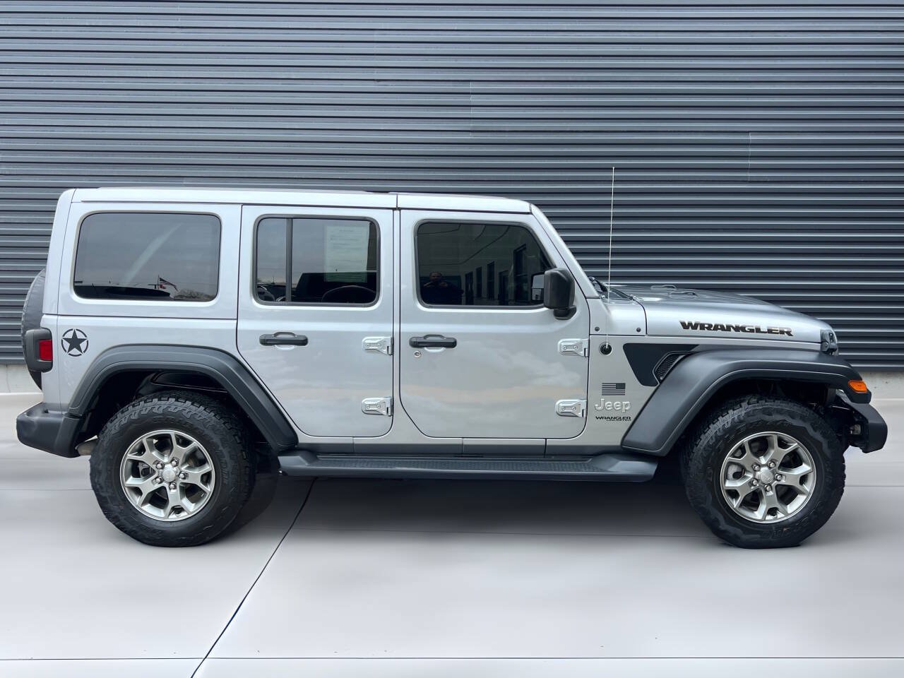 Used 2020 Jeep Wrangler Unlimited Sport AWD/4WD image 11