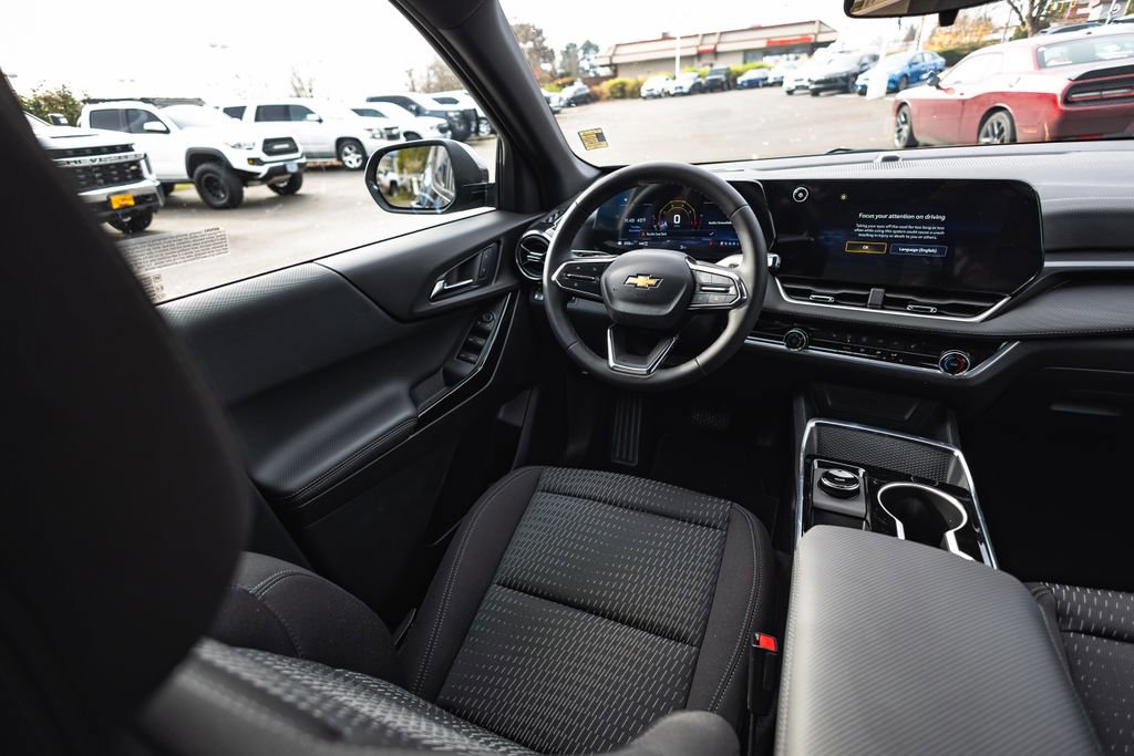 New 2026 Chevrolet Equinox LT w/ LPO, Floor Liner Package image 14