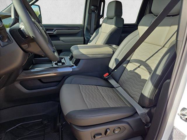 New 2026 Chevrolet Silverado 2500 ZR2 AWD/4WD image 4