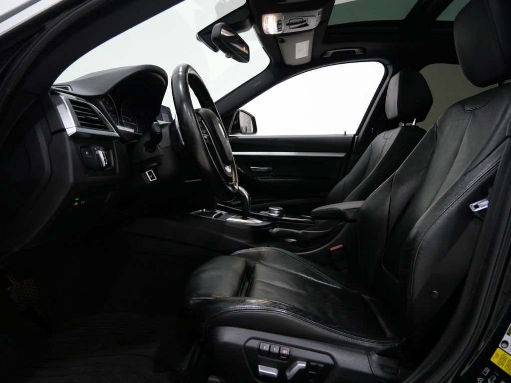 Used 2019 BMW 340i Gran Turismo xDrive w/ Premium Package AWD/4WD image 10