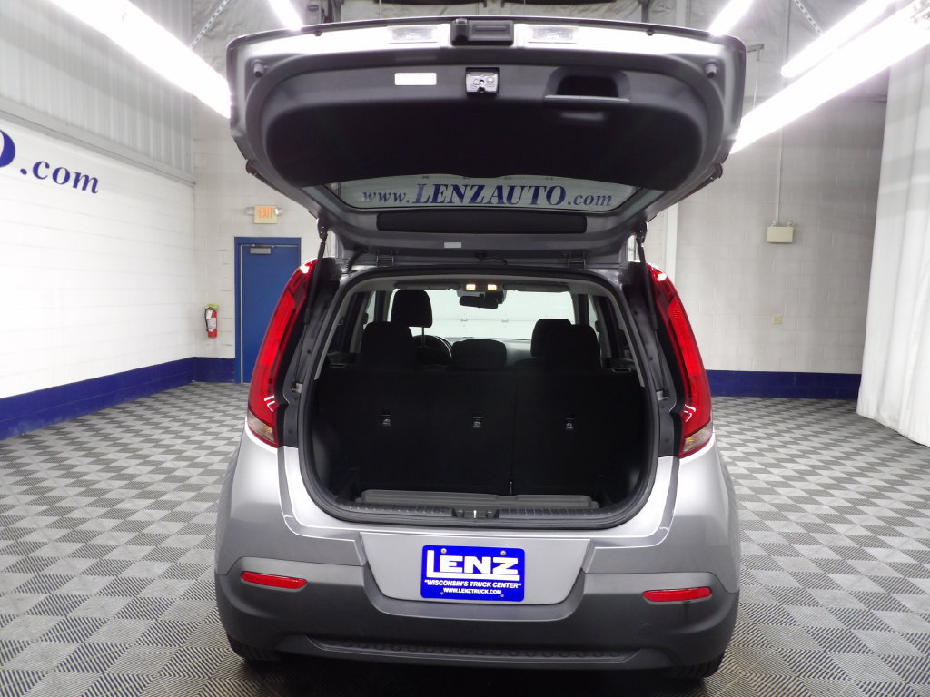 Used 2022 Kia Soul LX w/ Technology Package FWD image 31