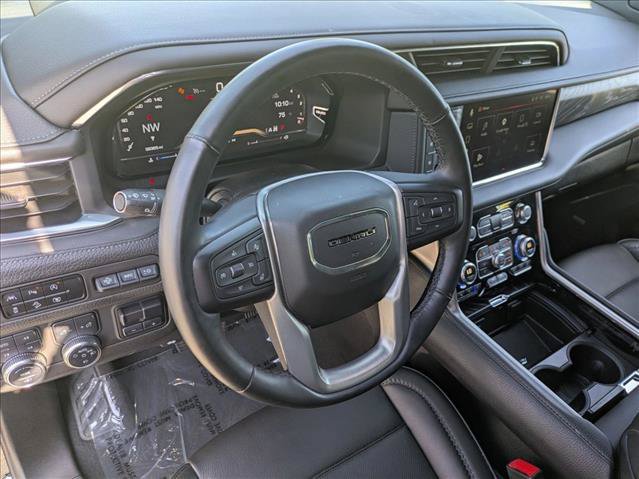 Used 2023 GMC Yukon Denali w/ Max Trailering Package AWD/4WD image 10