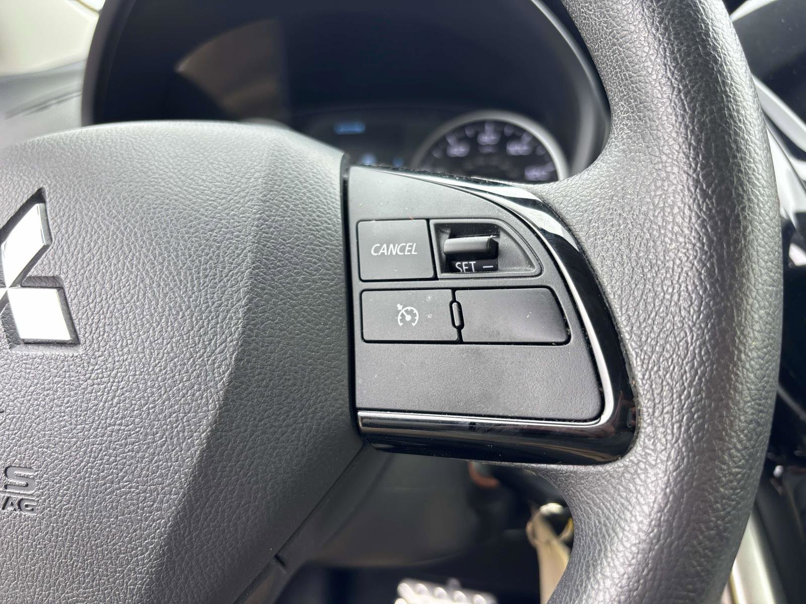 Used 2024 Mitsubishi Eclipse Cross ES AWD/4WD image 19
