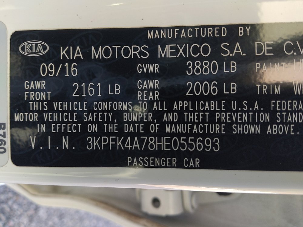 Used 2017 Kia Forte LX image 33