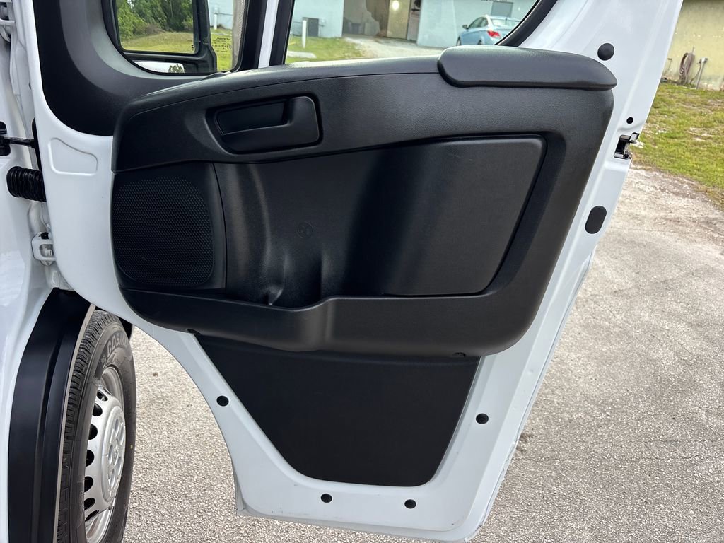 Used 2024 RAM ProMaster 2500 w/ Convenience Group FWD image 28