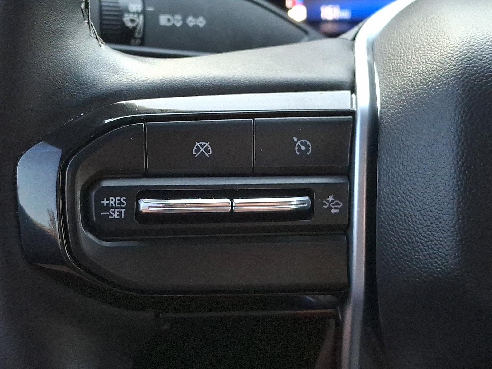 Used 2023 Chevrolet Colorado LT w/ LT Convenience Package III RWD image 19