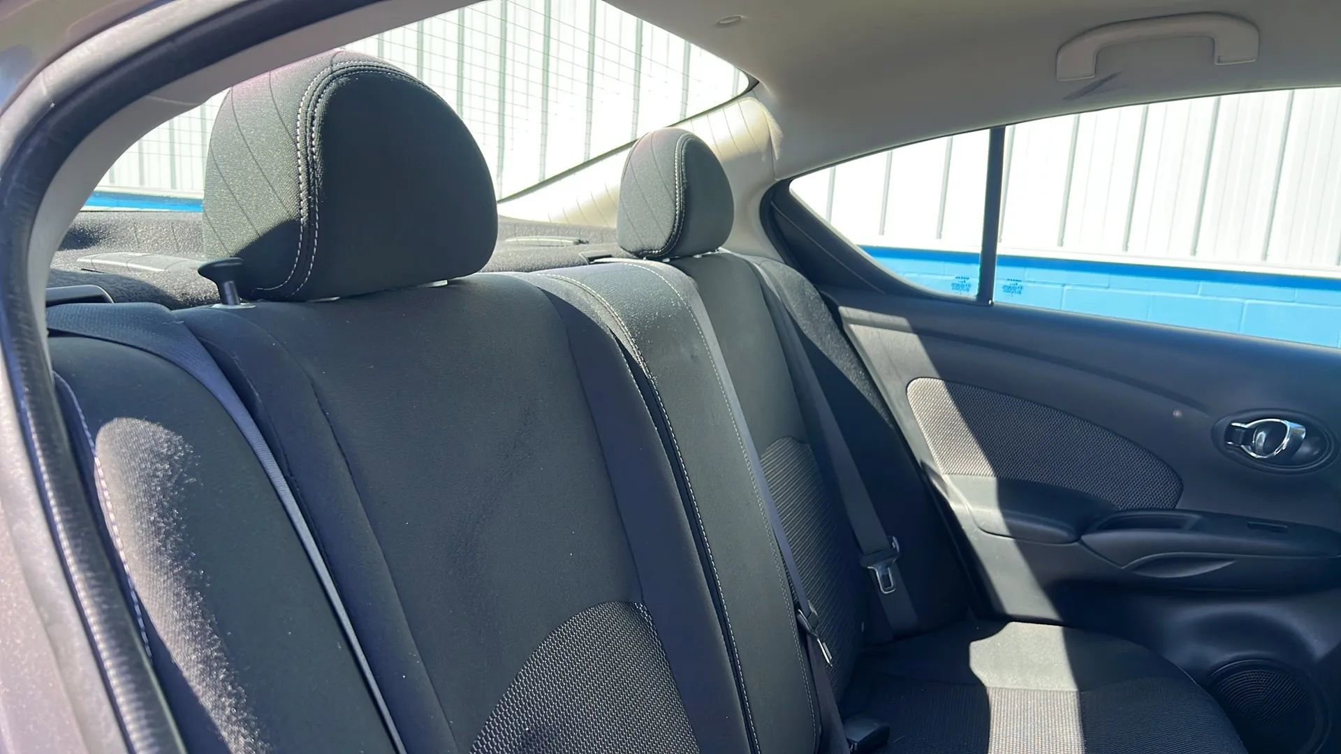 Used 2016 Nissan Versa SV FWD image 17