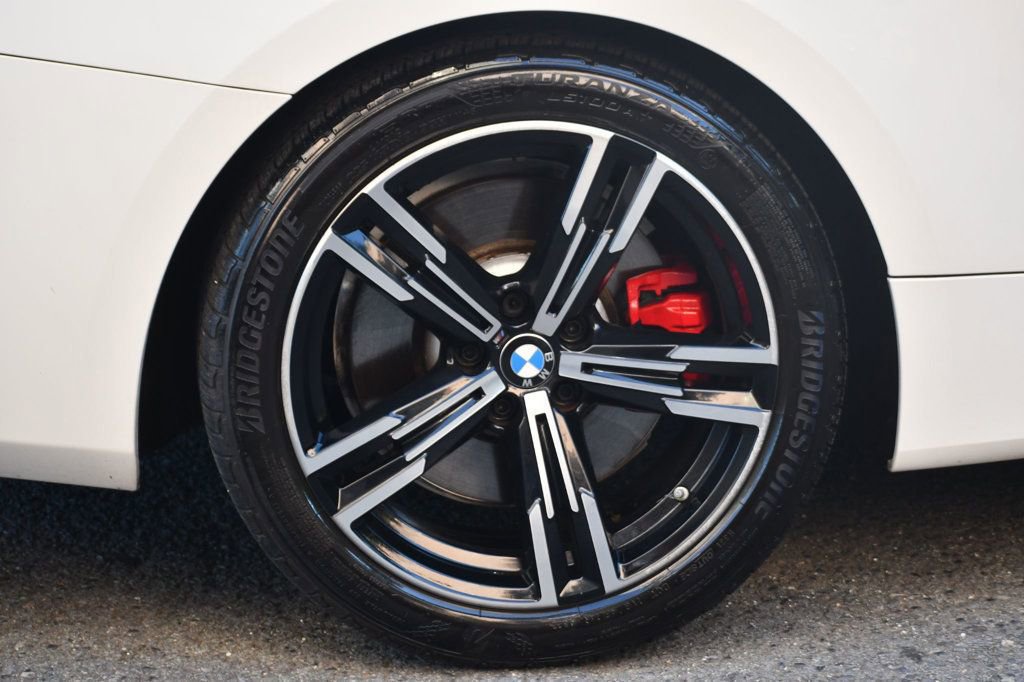 Used 2022 BMW M440i Convertible image 17
