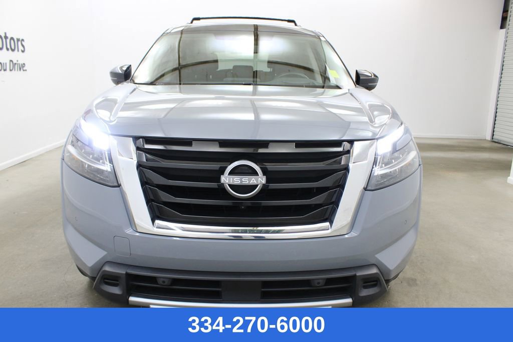 Certified 2023 Nissan Pathfinder Platinum w/ Cargo Package image 6