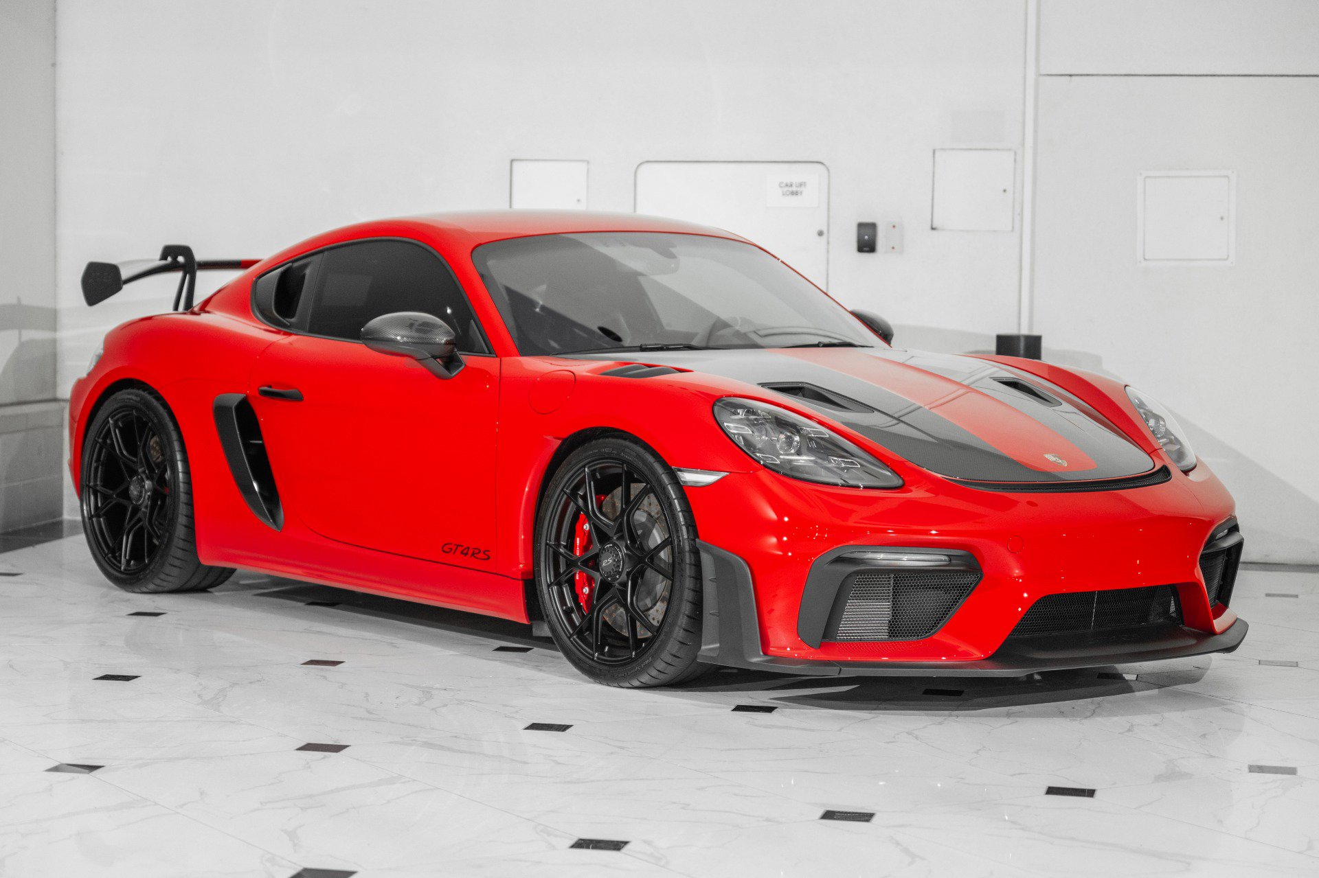 Used 2024 Porsche 718 Cayman GT4 RS image 3
