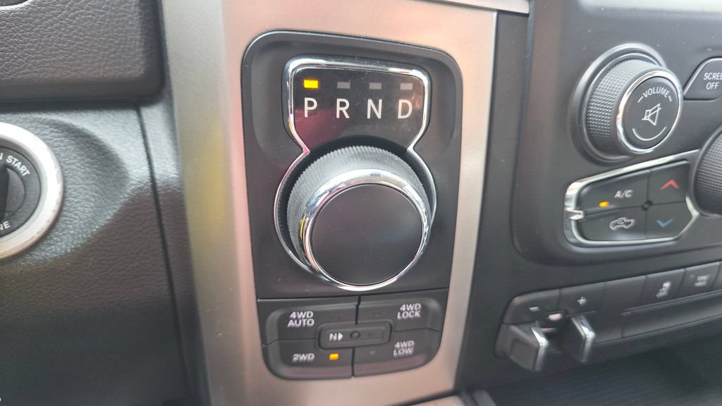 Used 2017 RAM 1500 Big Horn AWD/4WD image 34