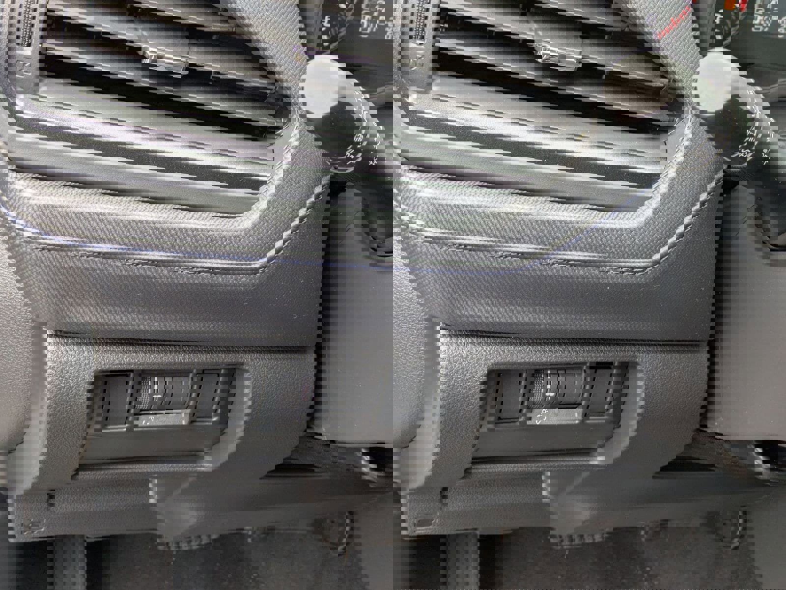 New 2025 Subaru Forester Premium AWD/4WD image 26