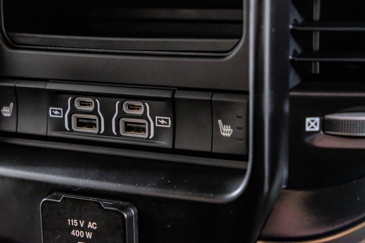 Used 2022 RAM 3500 Limited AWD/4WD image 33