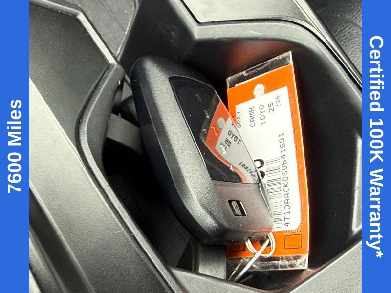 Used 2025 Toyota Camry SE FWD image 31