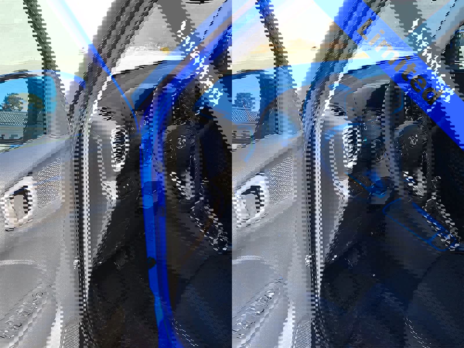 Certified 2025 Hyundai Venue Limited image 10