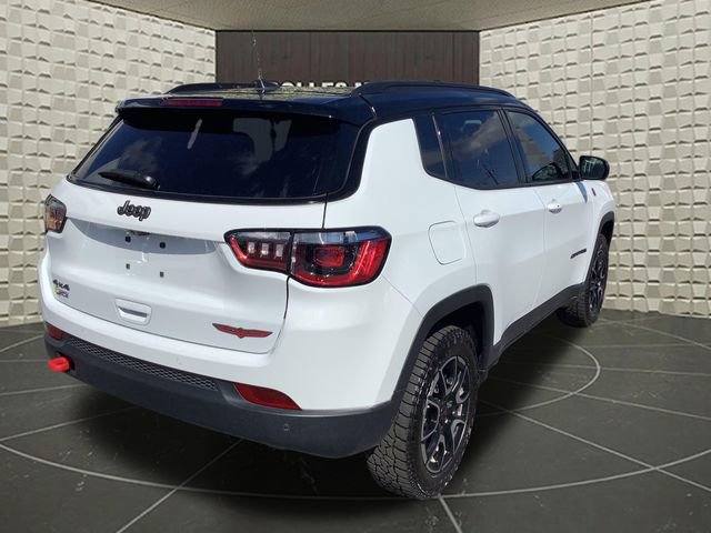 New 2026 Jeep Compass Trailhawk w/ Sun, Sound & Navigation Group image 8