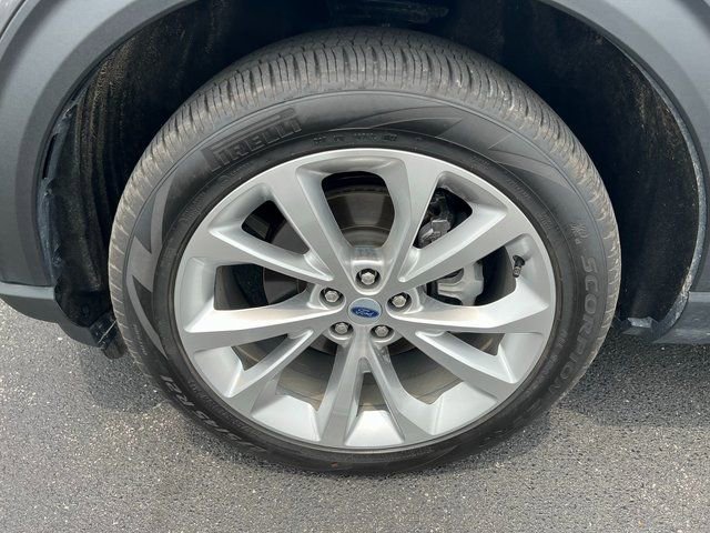 Used 2023 Ford Explorer Platinum w/ Equipment Group 601A image 9