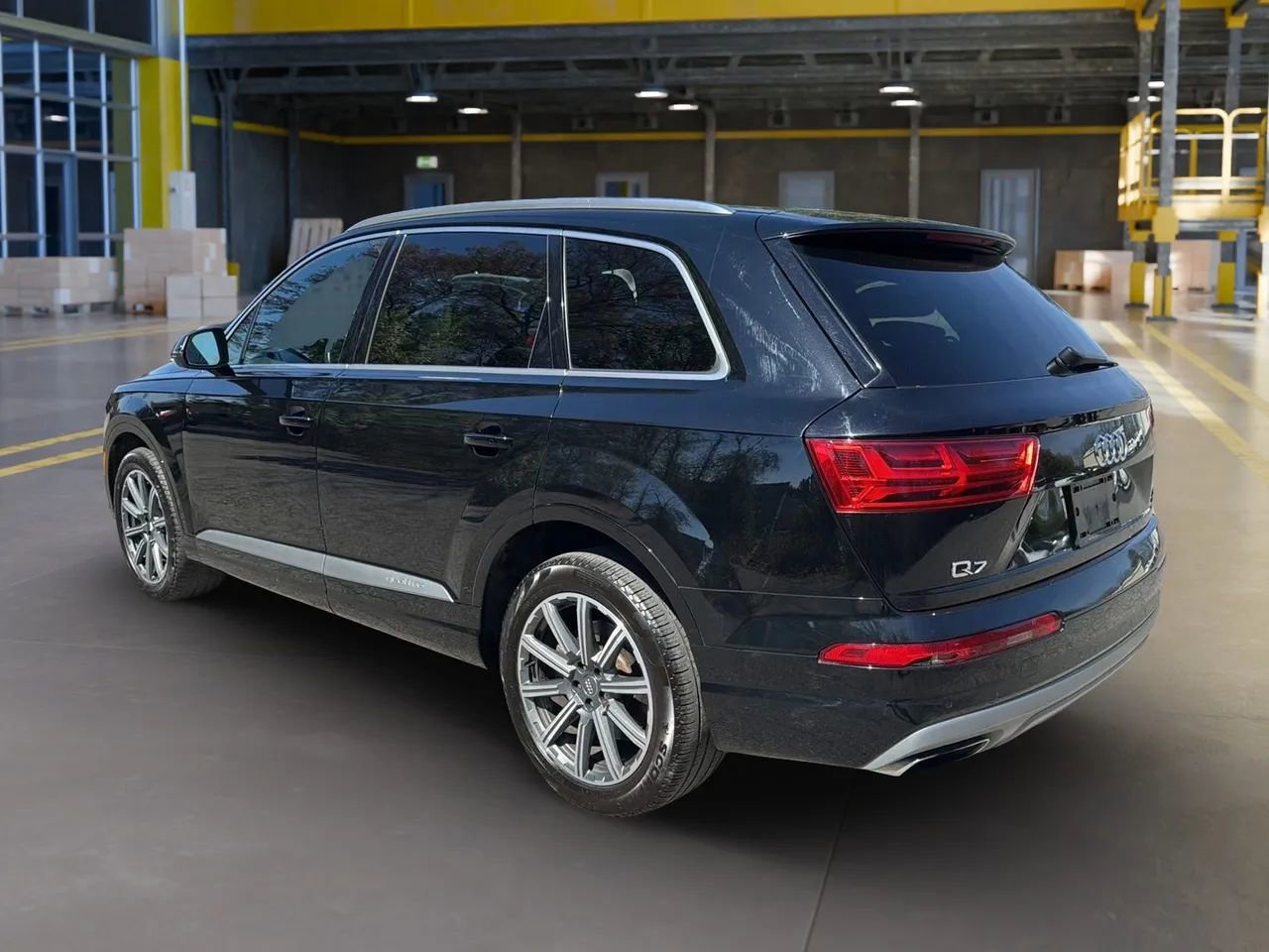 Used 2017 Audi Q7 3.0T Prestige image 7