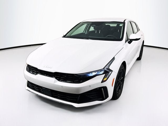 New 2025 Kia K5 LXS FWD image 1
