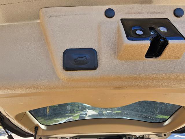 Used 2010 Buick Enclave CXL w/ Trailering Provision Package image 16