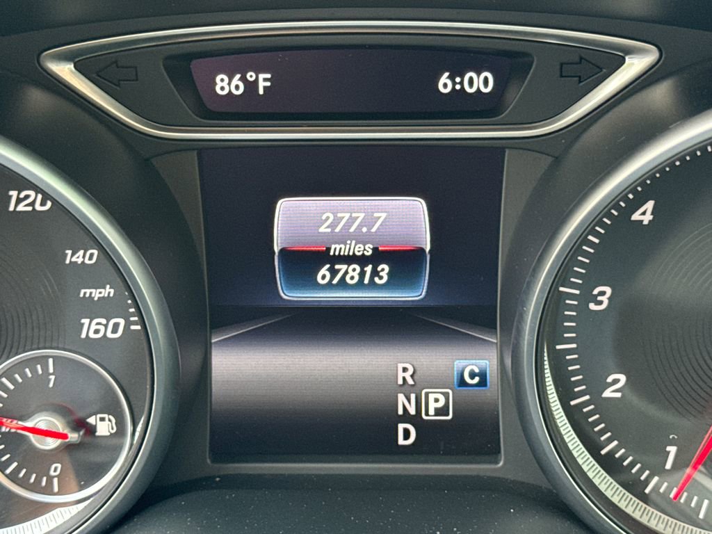 Used 2018 Mercedes-Benz CLA 250 image 28