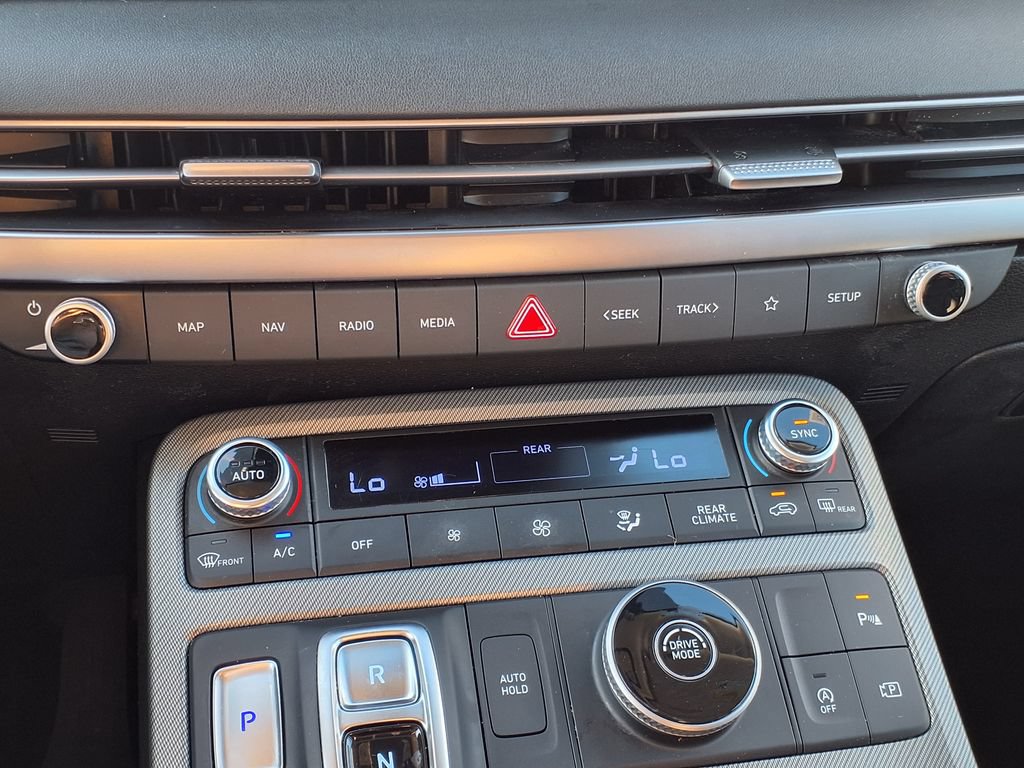 Used 2023 Hyundai Palisade SEL FWD image 33
