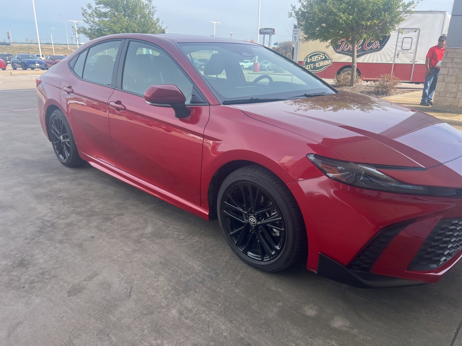 Used 2025 Toyota Camry SE image 11