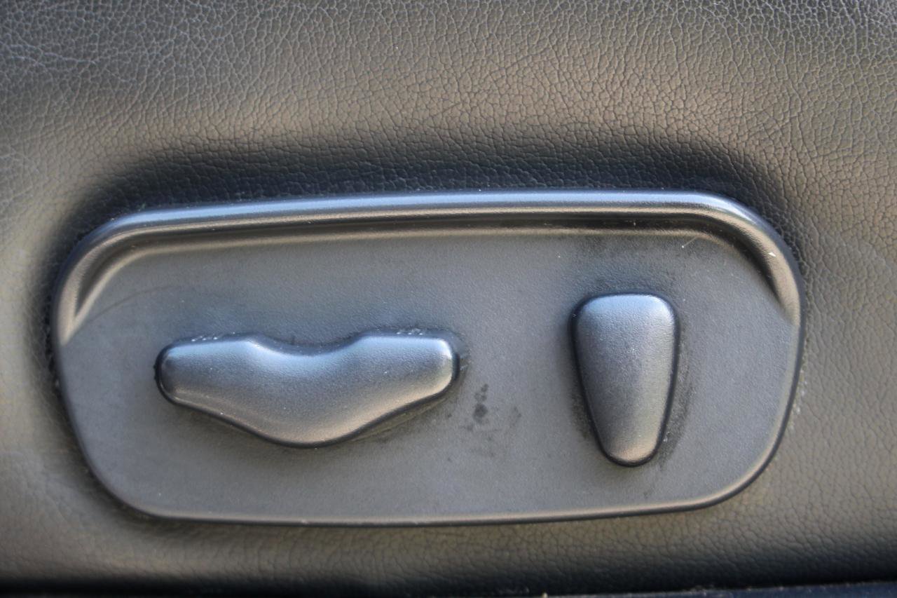 Used 2013 Nissan Armada Platinum image 14