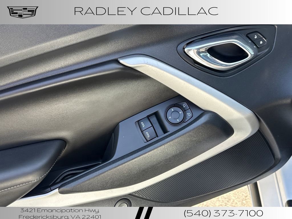 Used 2017 Chevrolet Camaro SS RWD image 5