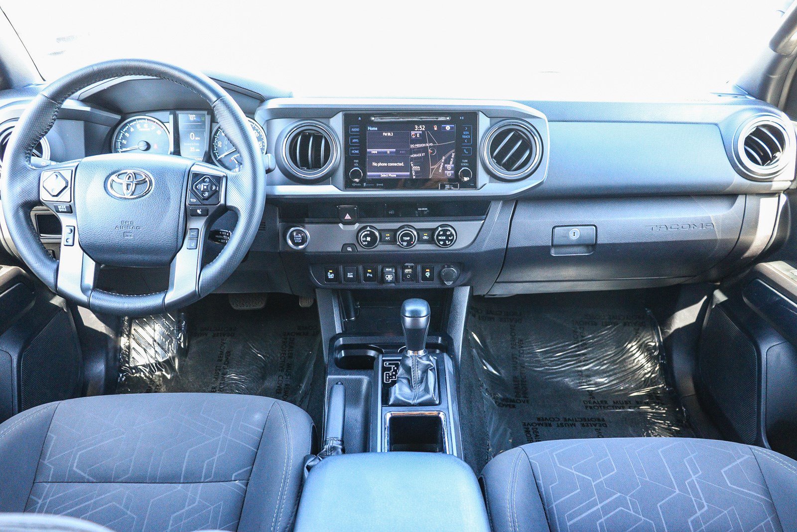 Certified 2018 Toyota Tacoma TRD Sport w/ Technology Package RWD image 14